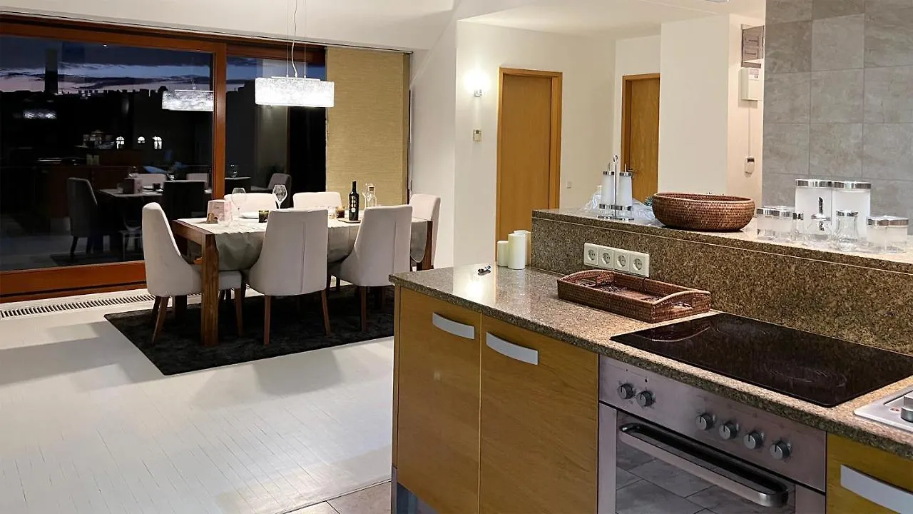 Artemisia Luxury Apartments Penthouse Budapest